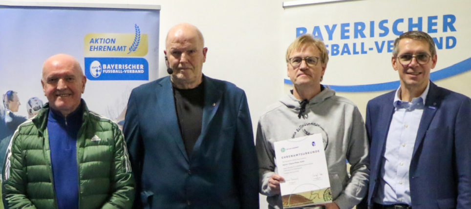 DFB-Sonderehrung für Claus-Peter Köth